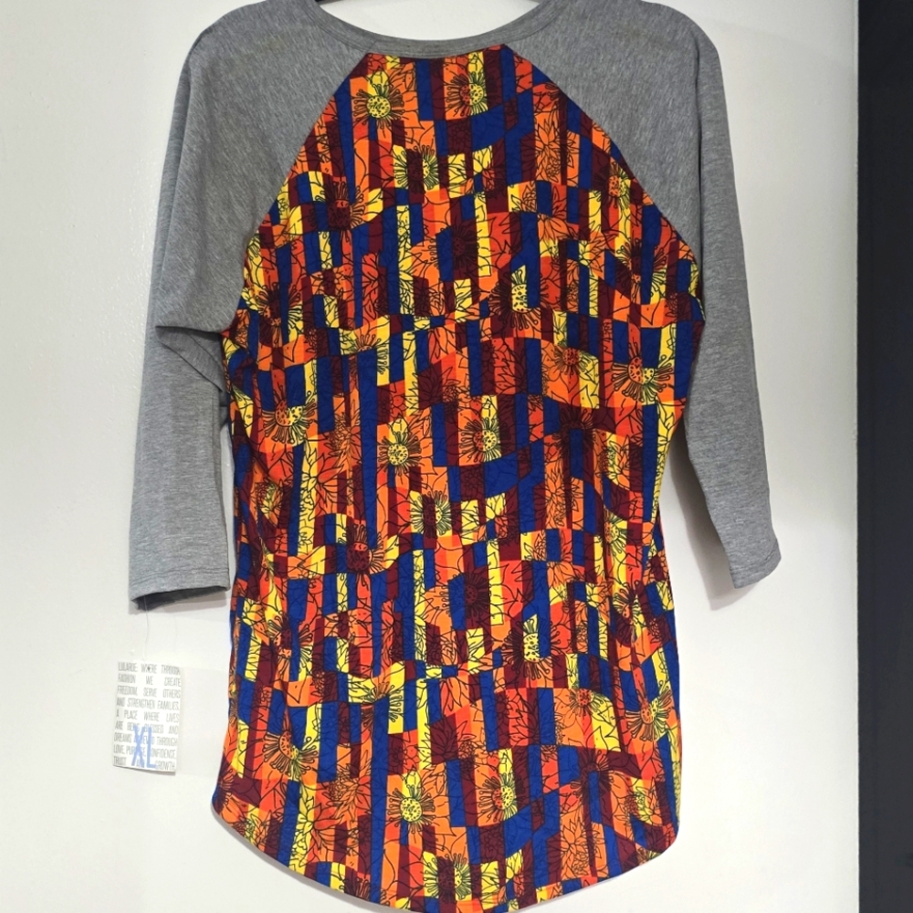 Lularoe Randy Tee